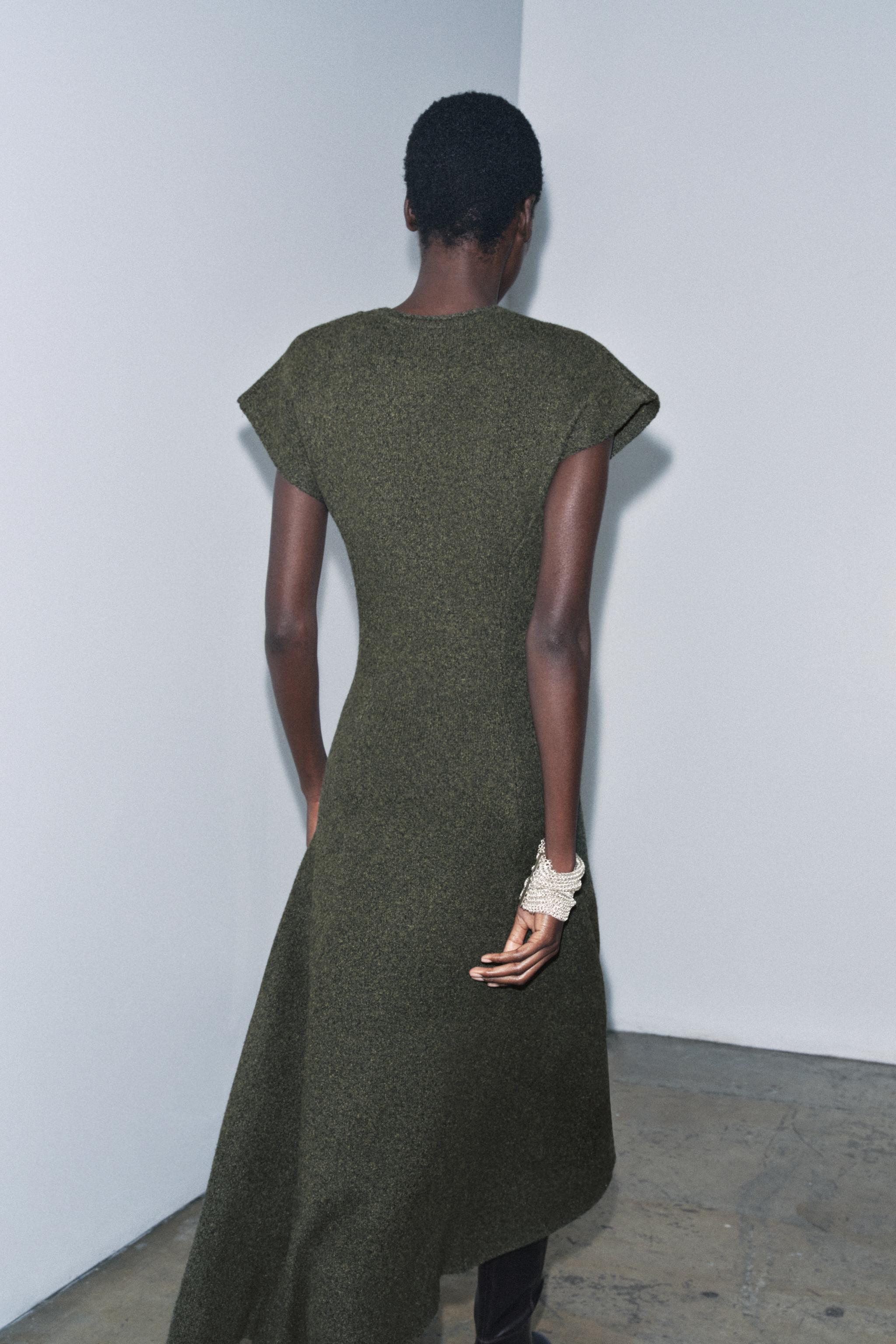 ROBE LONGUE EN MAILLE